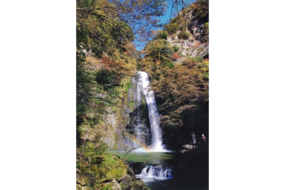 【入選】『朝光に映える虹』 中村 稟道様（豊能町）